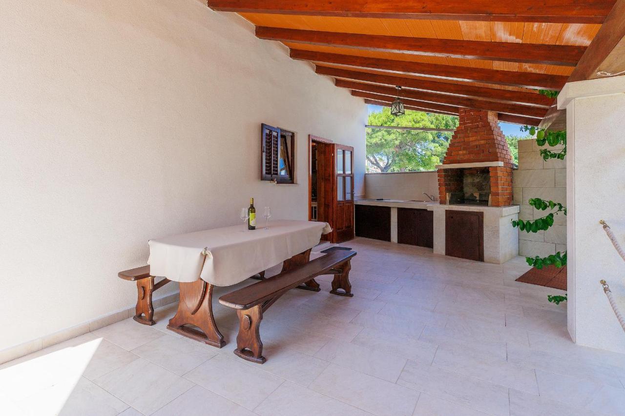 Stylish Flats With Two Bedrooms In Premantura Exterior photo